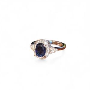 Elegant Silver and Blue Gemstone Ring sz8